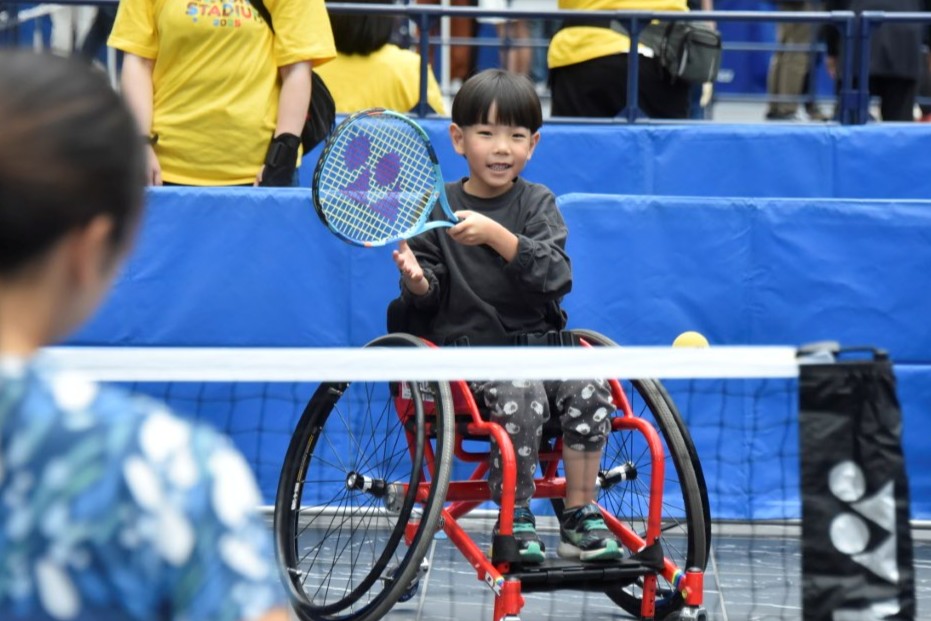 車いすテニス