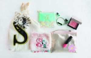 パラアスリート高桑早生さんの「バッグの中身、見せて!」の画像