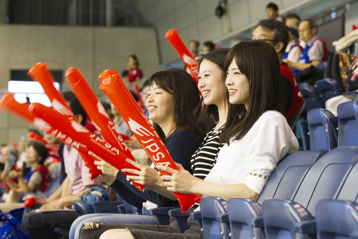 パラ水泳競技大会を仲間と“観る”(前編)