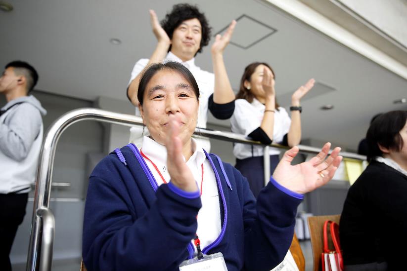 息もつかせぬ攻防戦!オリジナル応援歌も飛び出した「第23回 日本パラバレーボール選手権大会」