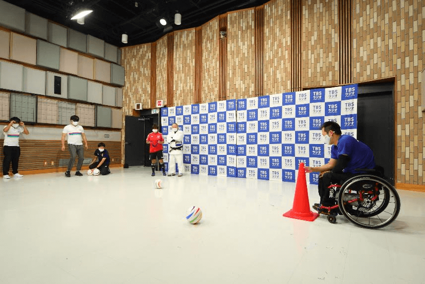 パラアスリートたちの本音が見えた座談会、白熱のブラインドサッカー対決も！「TEAM BEYOND presents アルコ&ピース パラスポーツガレージ」ライブ配信レポート