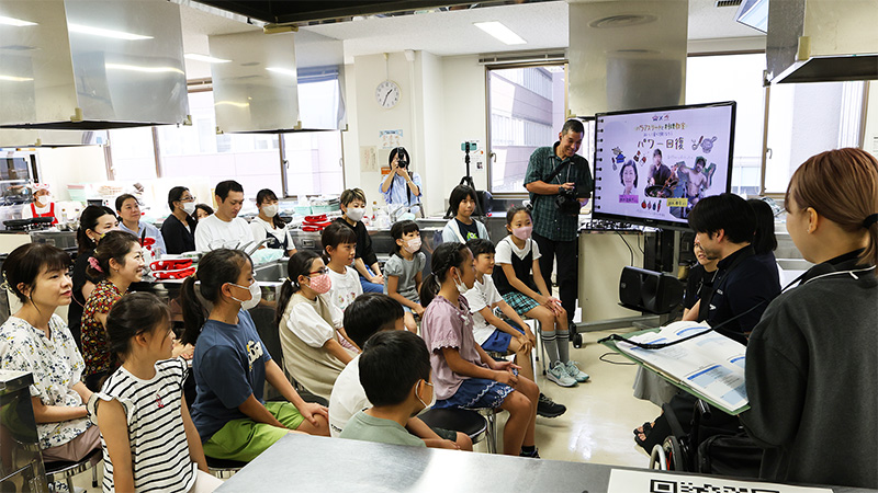 TEAM BEYOND スポーツ栄養学＆料理教室「パラアスリートと料理教室 おいしく食べて強くなろう！」実施レポート