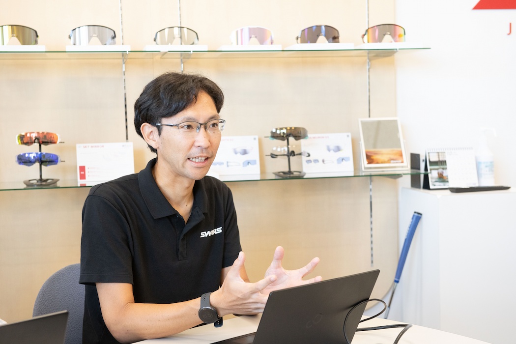 スポーツ事業部マーケティング部課長の山尾優太郎さん